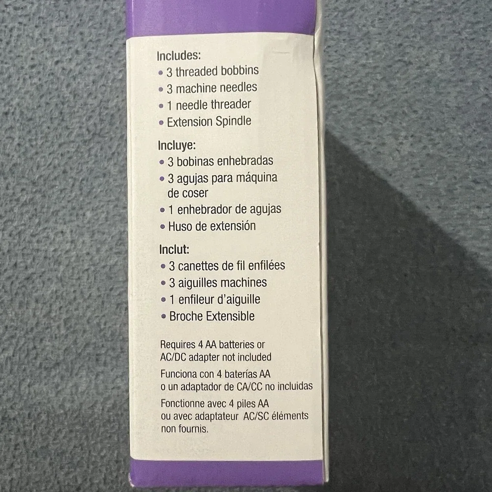 NEW Singer Stitch Sew Quick Handheld Cordless Mending Machine, In Box